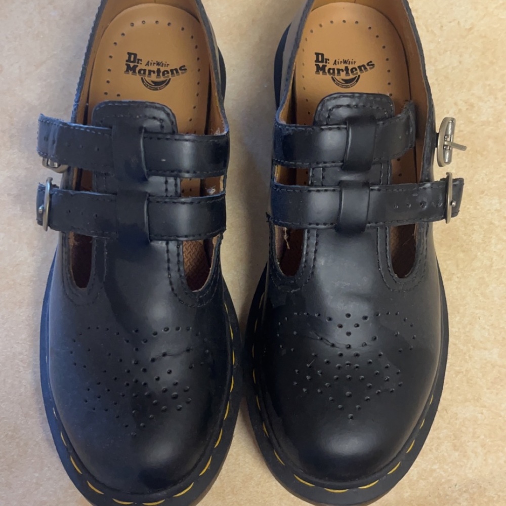 Doc martens Mary janes women’s size 8